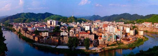 湖南邵陽一個縣,縣城呈“V”字分布,GDP還未突破百億元